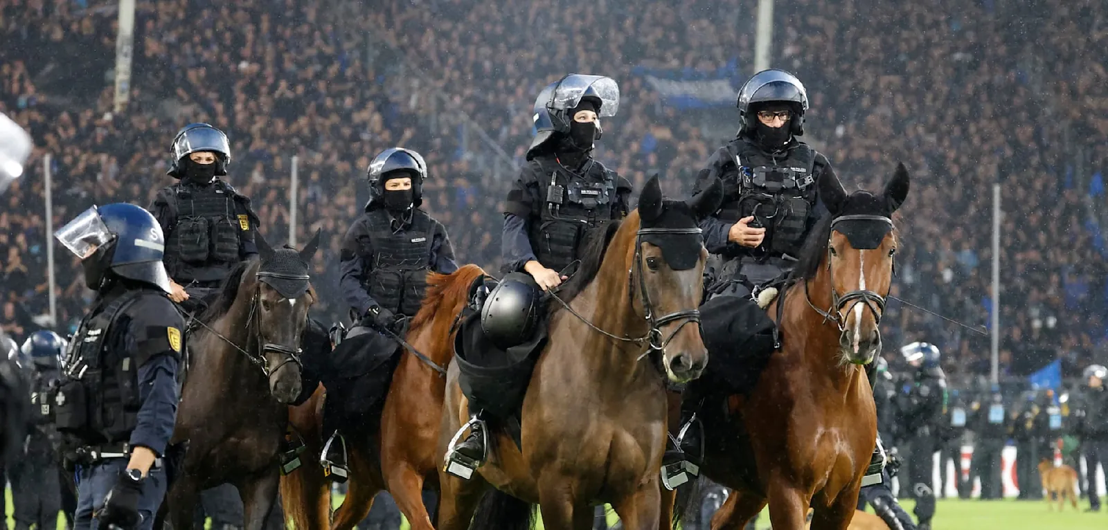 Gewalteskalation in Mannheim – das Spiel gegen Kaiserslautern stand kurz vor dem Abbruch